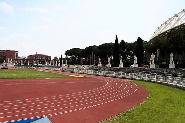 Stadio dei marmi 220